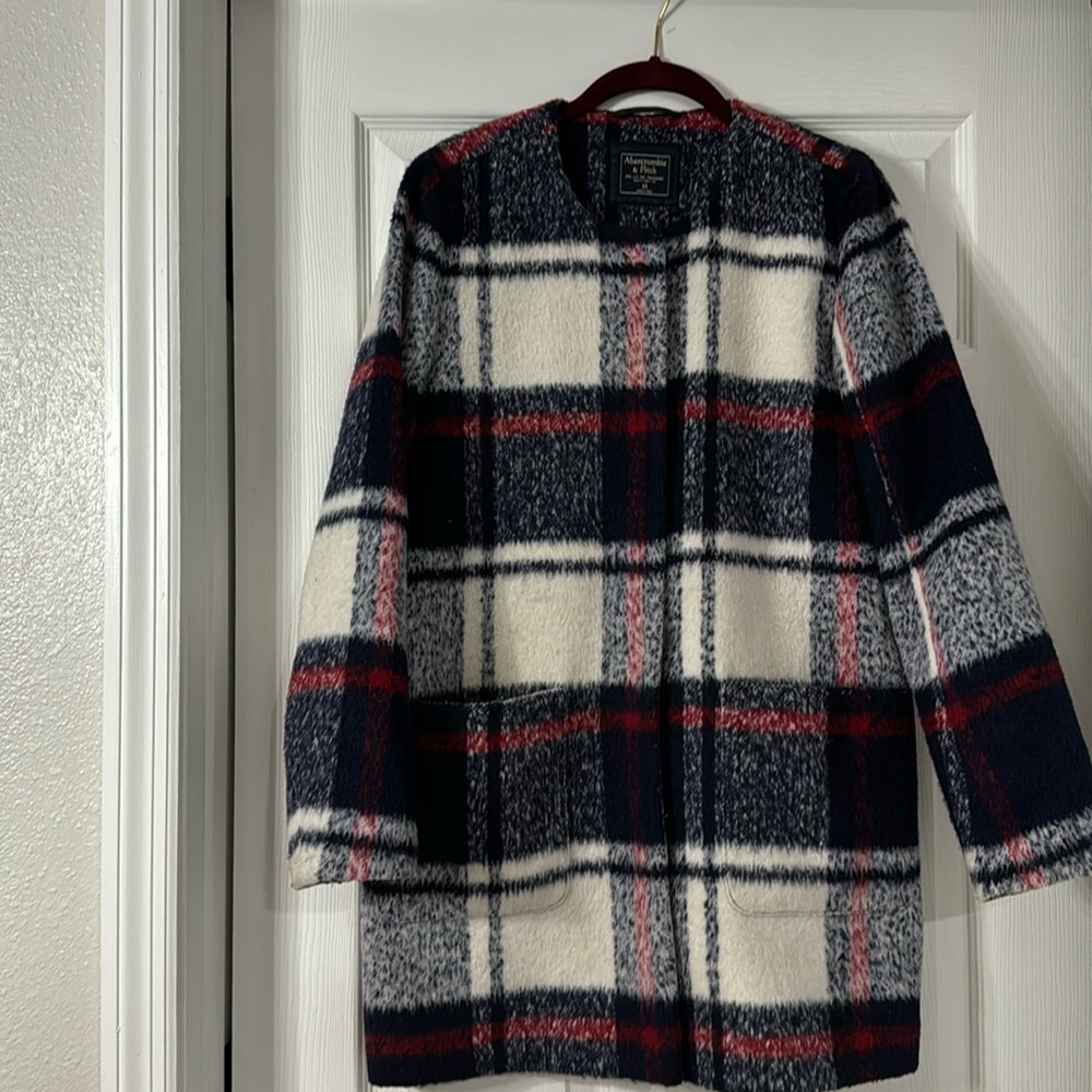A&F dress coat. Navy, red, and white. Flocked.